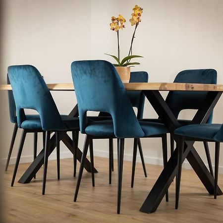 Apartment Glow Split Bagian luar foto